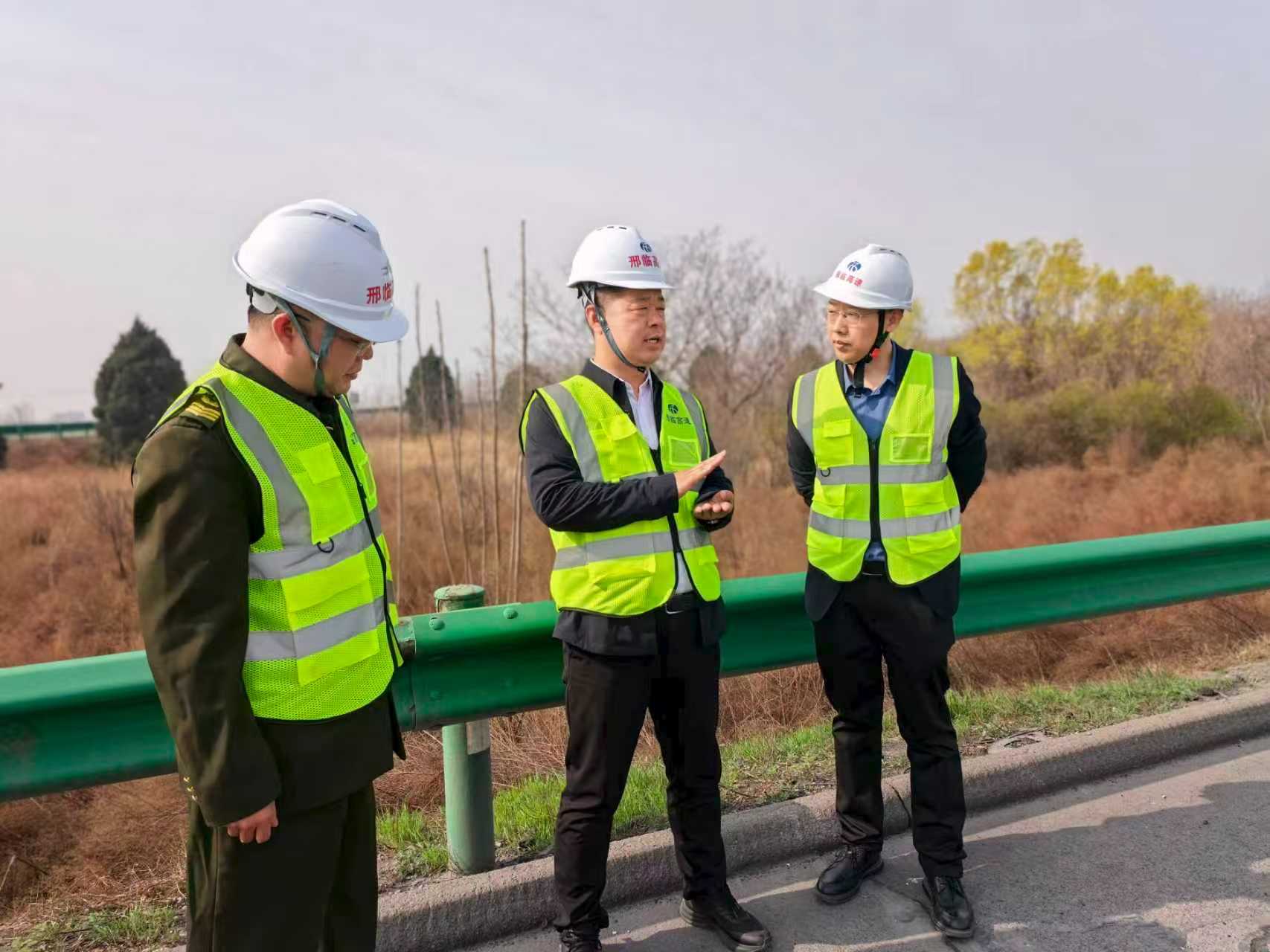 ad4e3a219aa3fb8a83bed64a97453809.jpg ad4e3a219aa3fb8a83bed64a97453809.jpg