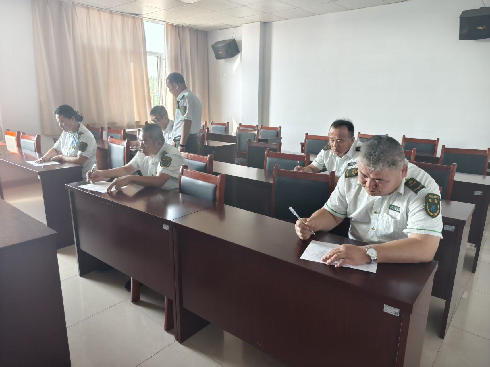 微信图片_20260909091227_254_70.jpg